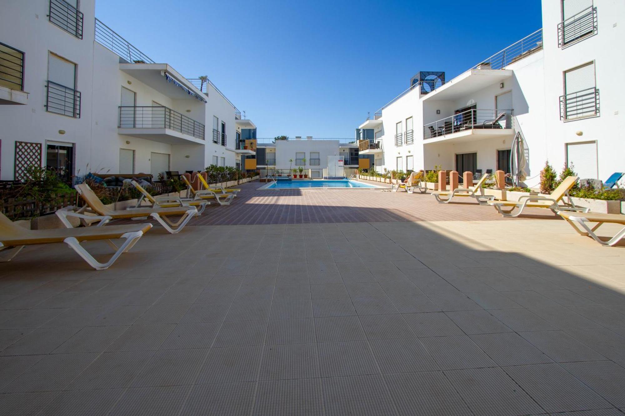 Апартаменты Casa Happiness, Swimming Pool, Fast Wifi, Parking Лагуш Экстерьер фото