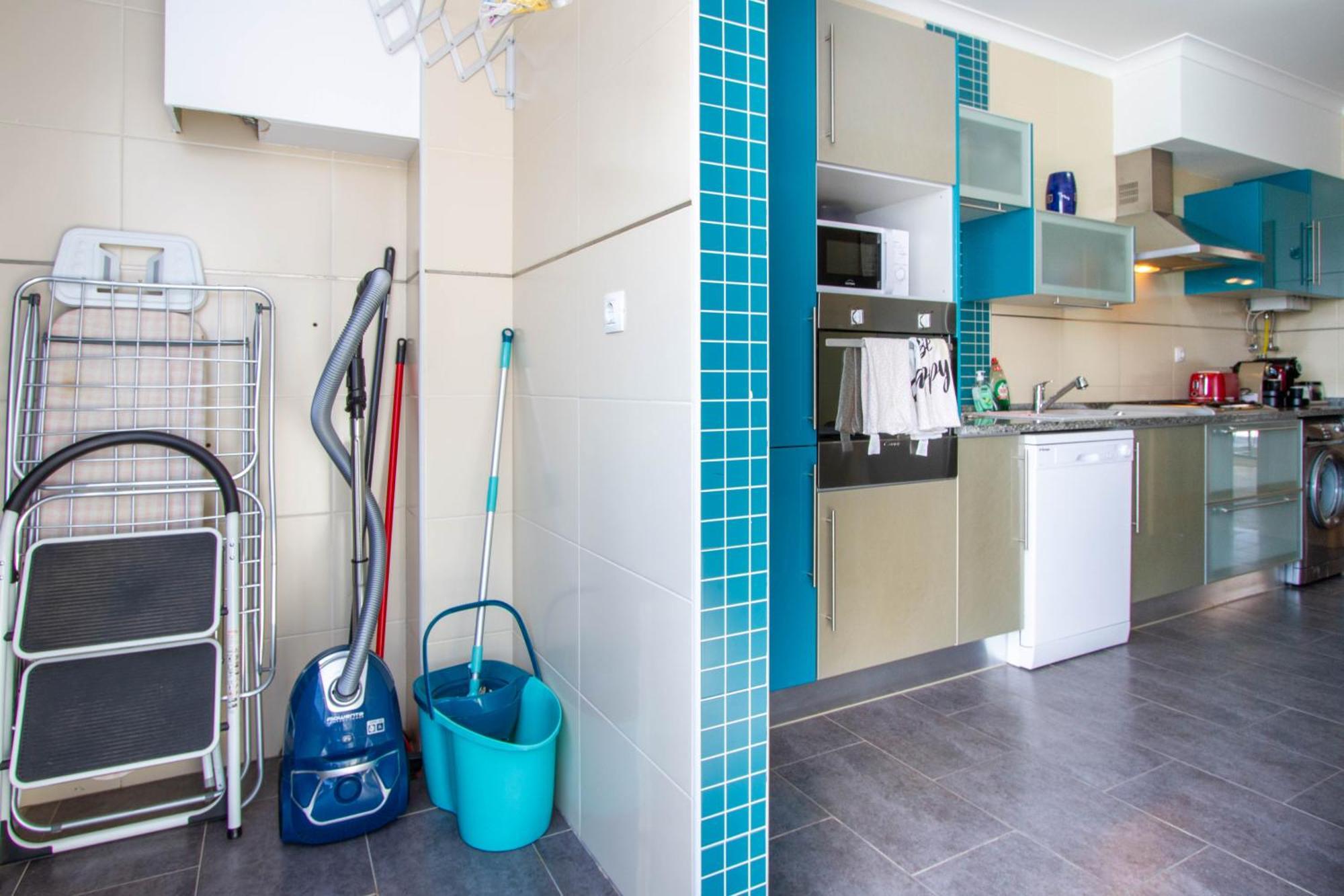 Апартаменты Casa Happiness, Swimming Pool, Fast Wifi, Parking Лагуш Экстерьер фото