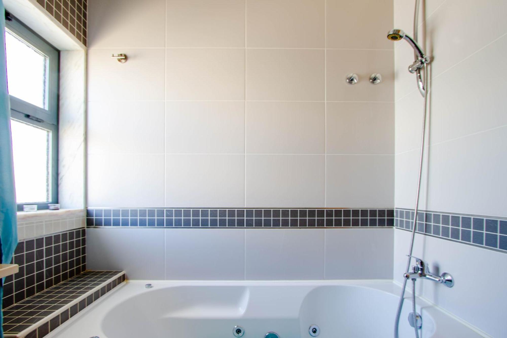 Апартаменты Casa Happiness, Swimming Pool, Fast Wifi, Parking Лагуш Экстерьер фото